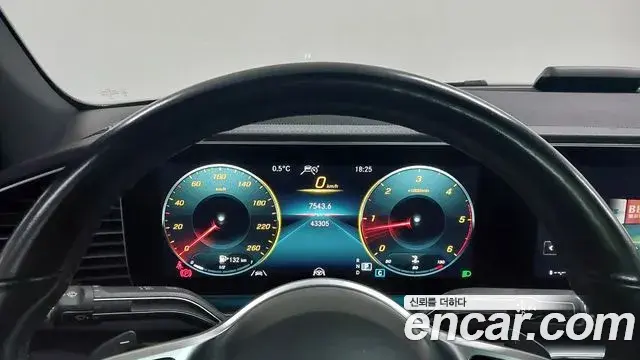 Mercedes-Benz GLE-Class 2023 — Фото 7/17