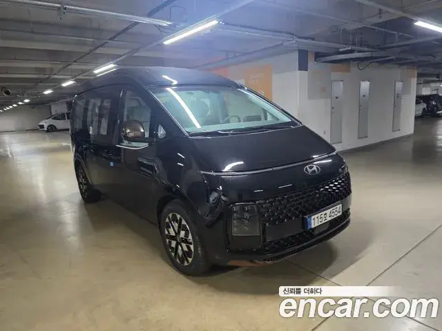 Hyundai Staria 2025 — Şəkil 9/14