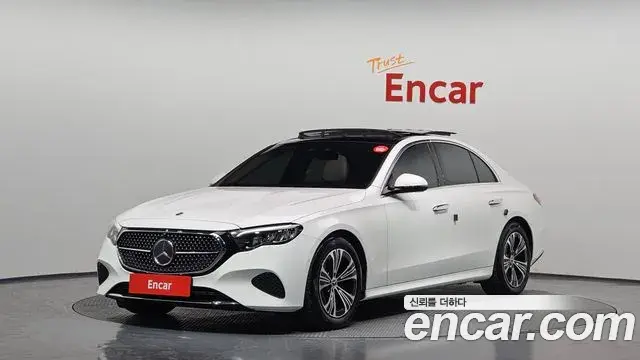 Mercedes-Benz E-Class 2025 — ფოტო 13/20