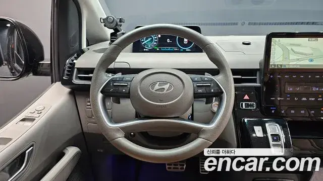Hyundai Staria 2025 — Şəkil 20/34