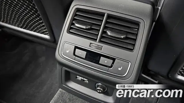 Audi A4 2023 — ფოტო 4/35