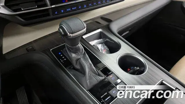 Toyota Sienna 2021 — Photo 9/30