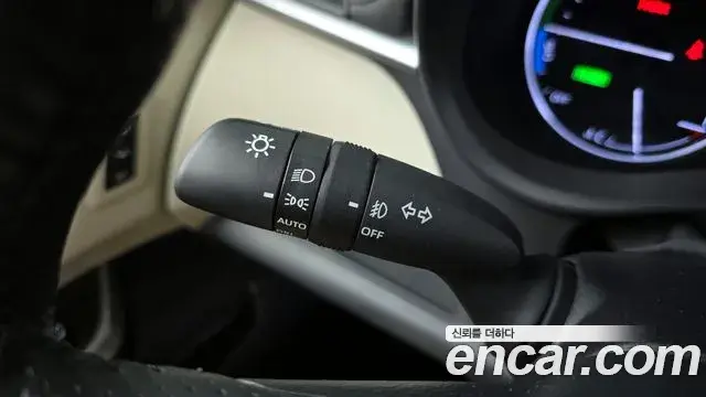 Toyota Sienna 2021 — Photo 24/30