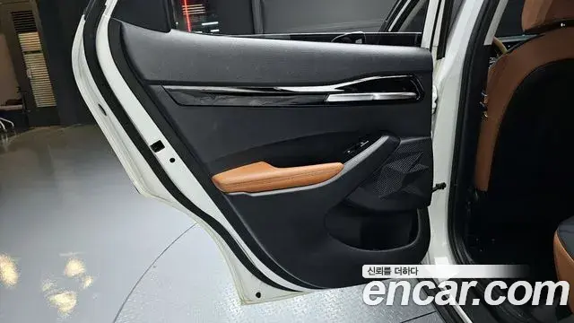 Kia Seltos 2023 — Şəkil 6/39