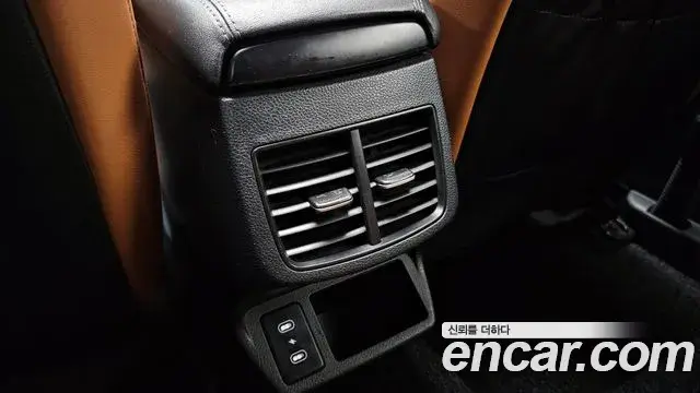 Kia Seltos 2023 — Şəkil 38/39