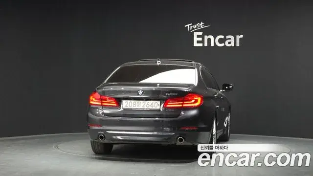BMW 5 Series 2019 — Şəkil 20/20