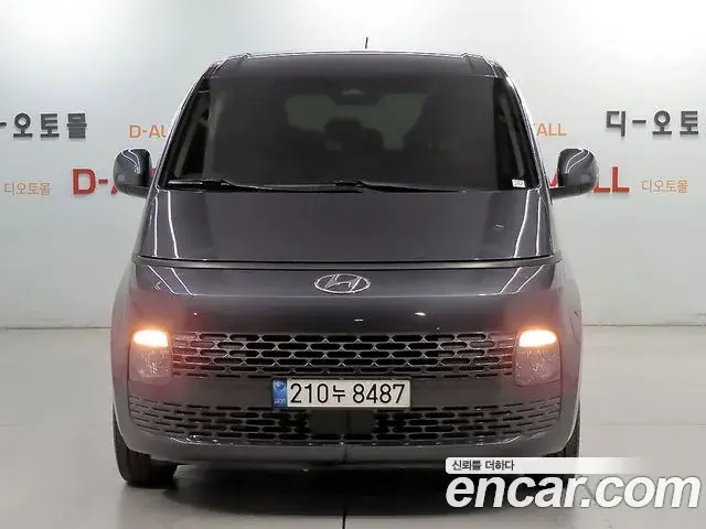 Hyundai Staria 2021 — ფოტო 19/20
