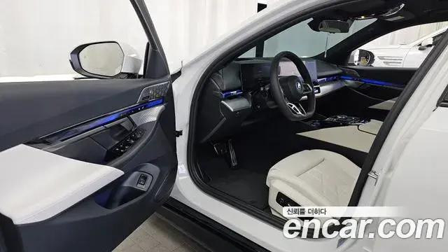 BMW i5 2026 — Photo 12/20