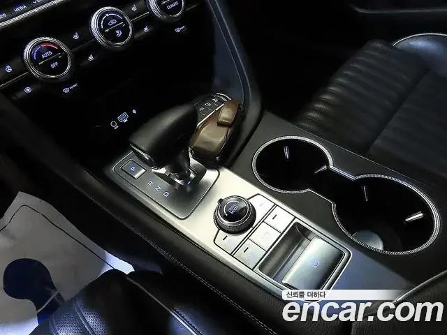 Genesis G70 2019 — Photo 5/20