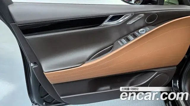 Genesis G80 2022 — Şəkil 14/36