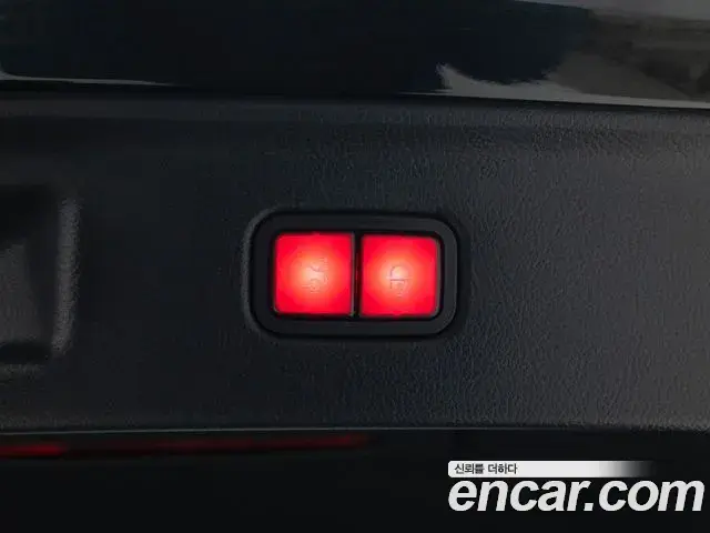 Mercedes-Benz S-Class 2025 — Photo 13/20