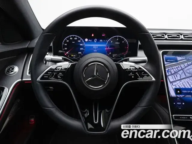 Mercedes-Benz S-Class 2025 — Photo 7/20