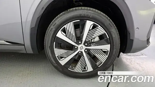 Renault Samsung Grand Koleos 2025 — Photo 26/32