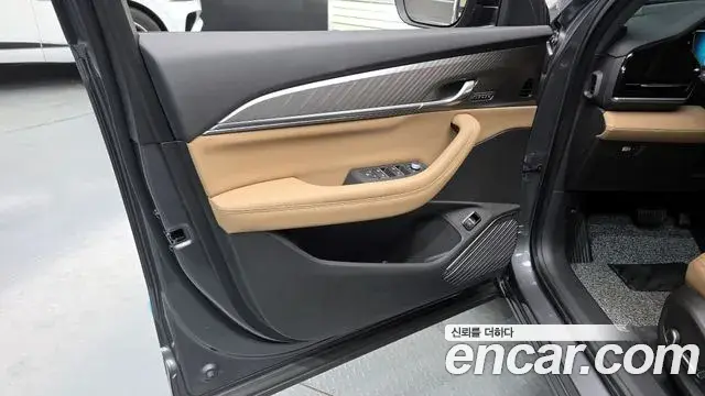 Renault Samsung Grand Koleos 2025 — Photo 23/32