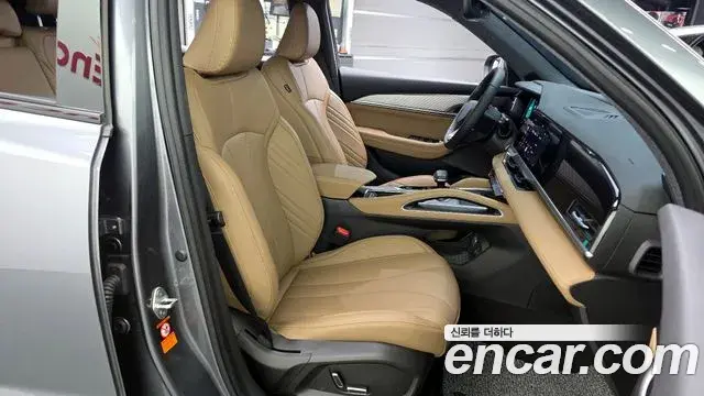 Renault Samsung Grand Koleos 2025 — Photo 16/32