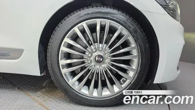 Kia The K9 2021 — Photo 5/20