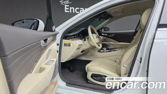 Kia The K9 2021 — Photo 12/20