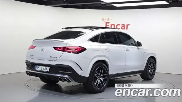 Mercedes-Benz GLE-Class 2023 — Photo 18/20