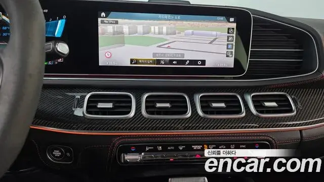 Mercedes-Benz GLE-Class 2023 — Photo 11/20
