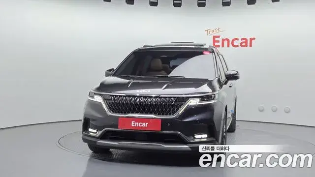 Kia Carnival 2022 — Фото 3/20