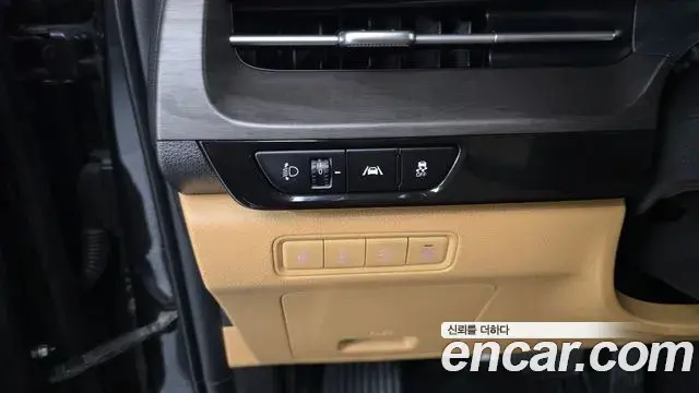 Kia Carnival 2022 — Фото 13/20
