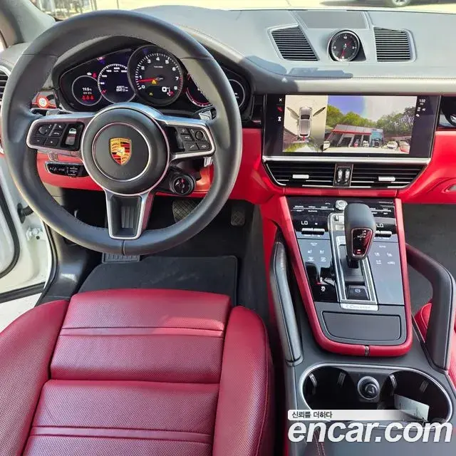 Porsche Cayenne 2023 — Photo 5/20