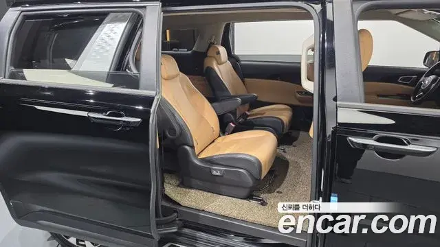 Kia Carnival 2021 — Şəkil 6/32