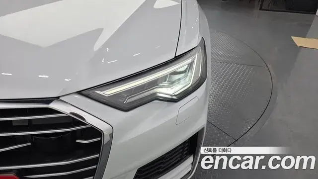 Audi A6 2020 — Photo 15/33
