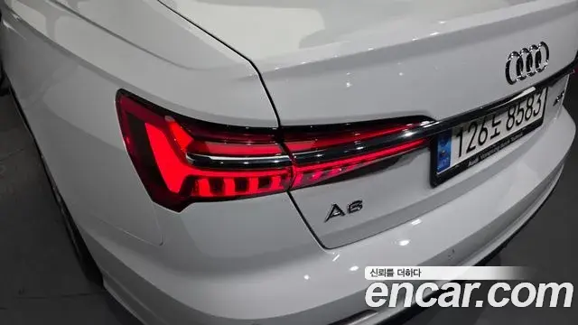 Audi A6 2020 — Photo 8/33