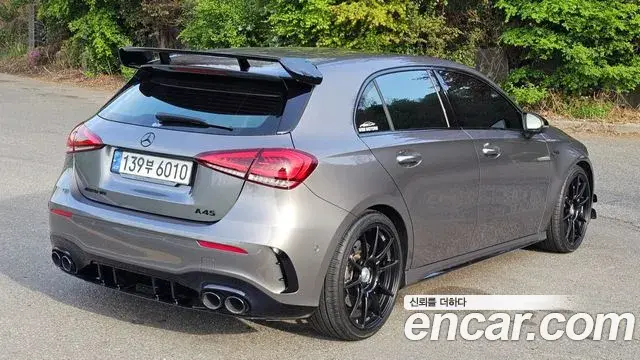 Mercedes-Benz A-Class 2021 — ფოტო 17/20