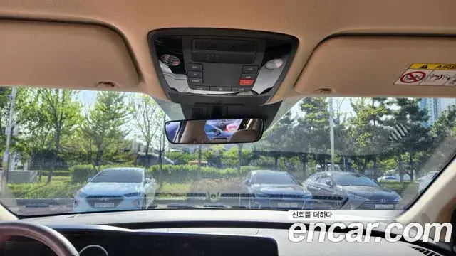 Kia Carnival 2022 — Photo 12/20