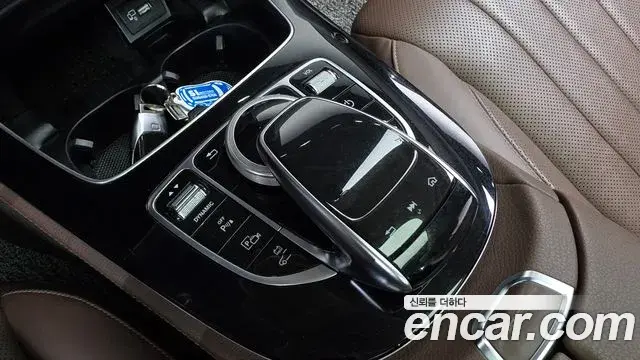 Mercedes-Benz E-Class 2019 — Şəkil 8/33