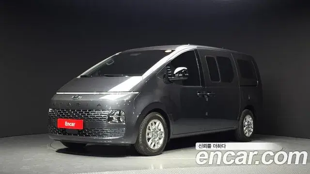 Hyundai Staria 2022 — Фото 1/20