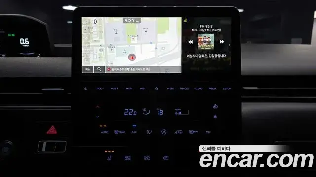 Hyundai Staria 2022 — Фото 15/20