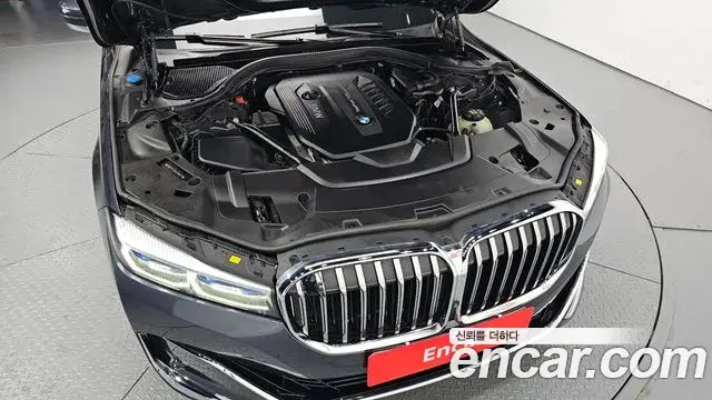 BMW 7 Series 2020 — ფოტო 3/37