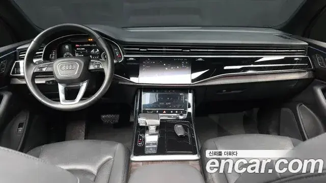 Audi Q7 2022 — Фото 7/20
