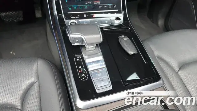 Audi Q7 2022 — Фото 9/20
