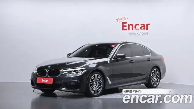 BMW 5 Series 2019 — Фото 1/20