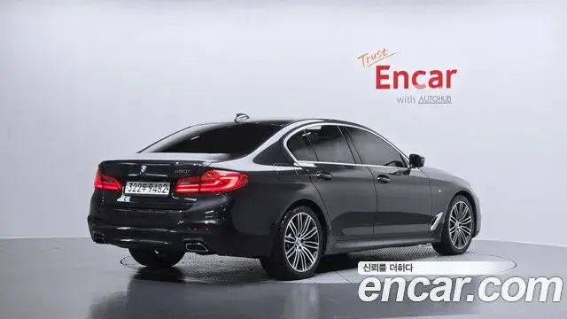 BMW 5 Series 2019 — Фото 2/20