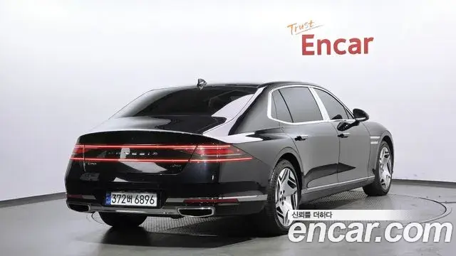Genesis G90 2022 — Şəkil 14/34