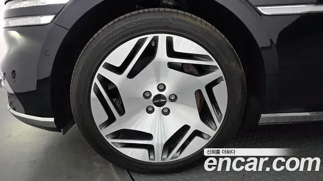 Genesis G90 2022 — Şəkil 34/34