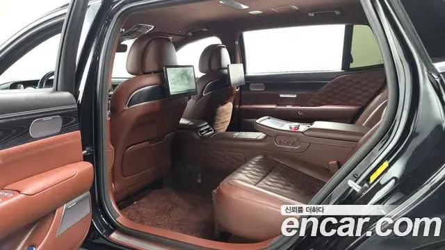 Genesis G90 2022 — Şəkil 11/34