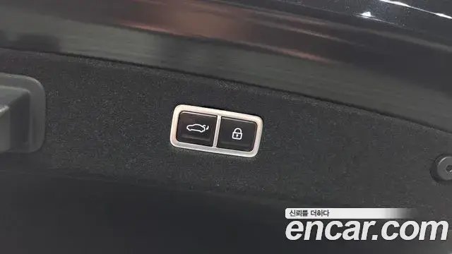 Genesis G90 2022 — Şəkil 8/34