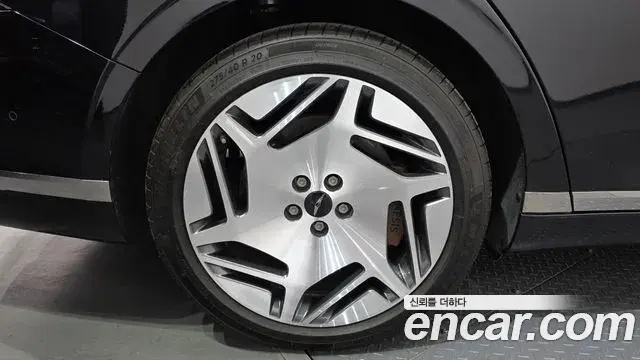 Genesis G90 2022 — Şəkil 30/34