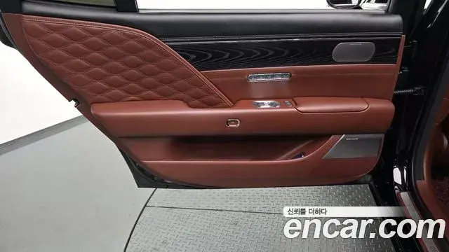 Genesis G90 2022 — Şəkil 22/34