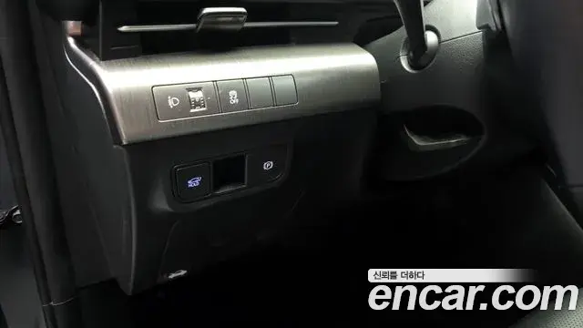 Hyundai Kona 2023 — Фото 14/20