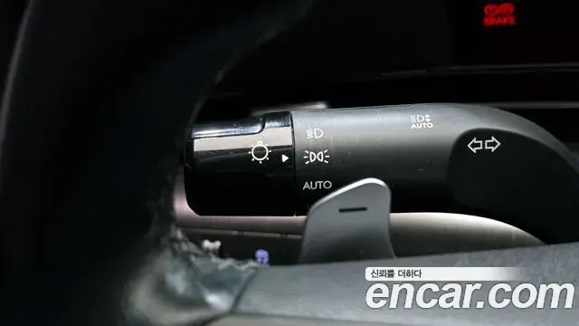 Hyundai Kona 2023 — Фото 15/20