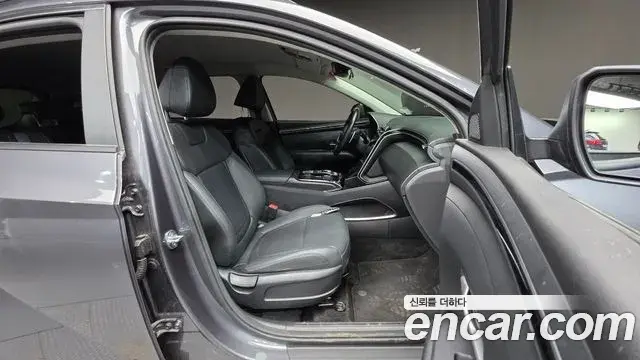 Hyundai The New Tucson 2023 — Фото 10/20