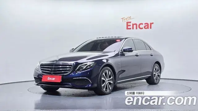 Mercedes-Benz E-Class 2020 — ფოტო 37/37