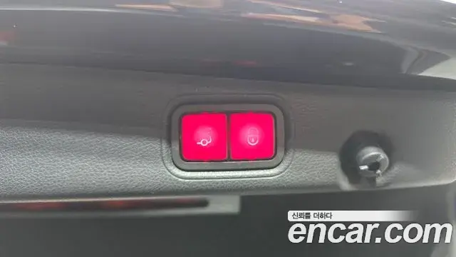 Mercedes-Benz E-Class 2020 — ფოტო 9/37